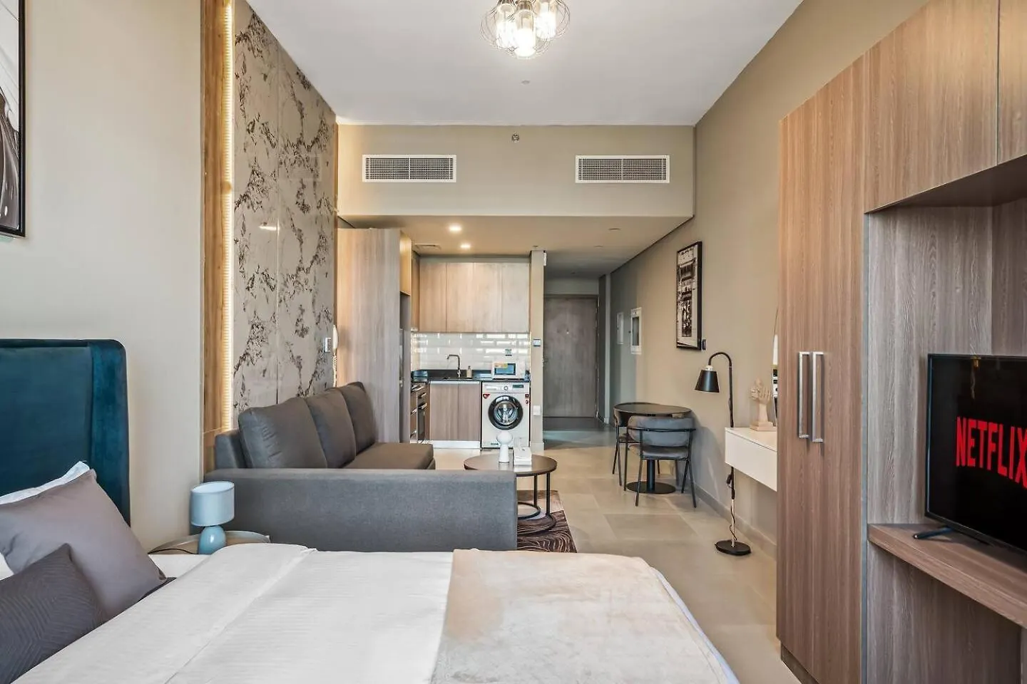 Family Friendly - Center Location Apartment Dubai United Arab Emirates